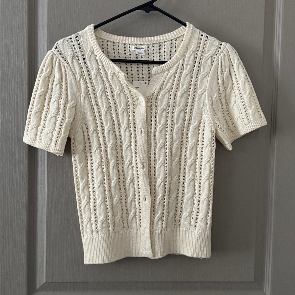 Urban outfitters kimchi blue short sleeve button up knit, cream size small